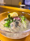 牡蠣の栄養で猛暑を乗り切る！横浜「Oyster Lab」が夏の冷たい新作「牡蠣塩冷やしラーメン」を8月限定で提供開始！