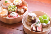 日本一のバリスタ・岡田章宏が展開するシュークリーム専門店「amagami kyoto」が8月11日～15日まで「リニューアル＆3周年記念イベント」を開催！