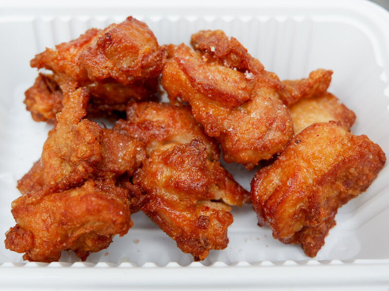 画像：いま注目のハワイのご当地からあげ「モチコチキン」とは？ 神谷町のキッチンカー『MOCHIKO CHICKEN FACTORY』で味わってきた